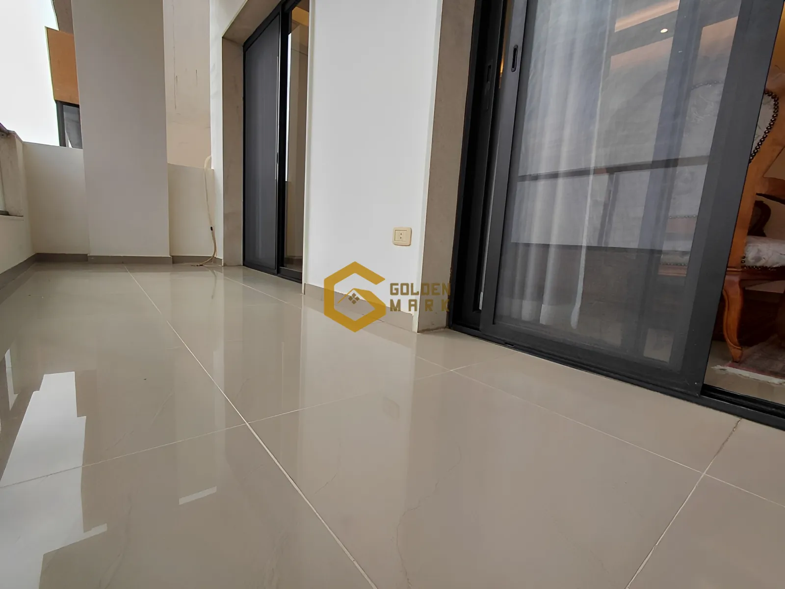 Apartment for Sale in Blat - 3 bed, 3 bath