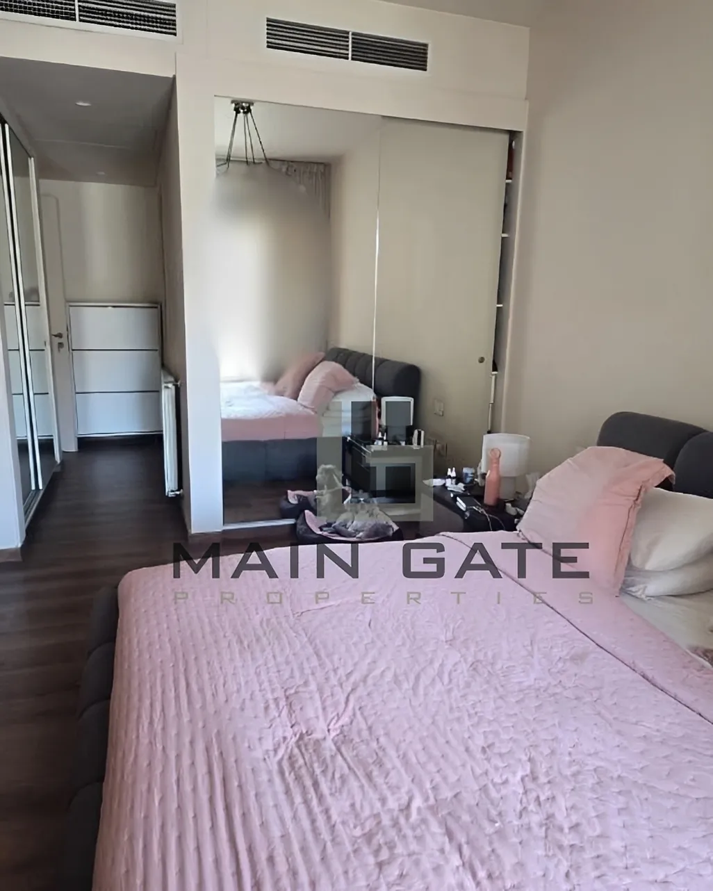 Apartment for rent in Dbayeh