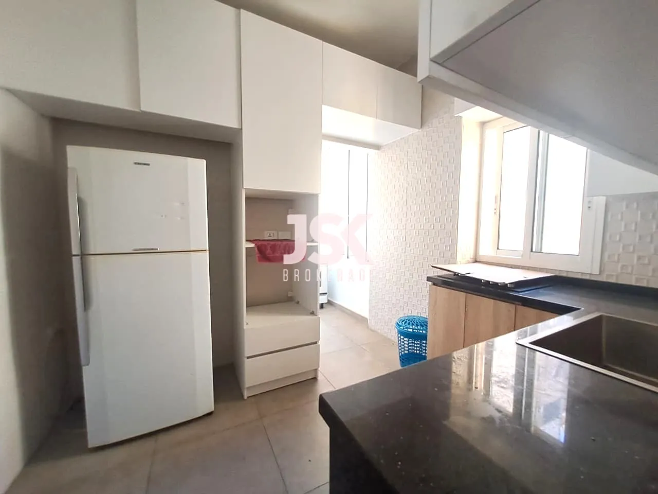 Apartment for Sale in Barbour