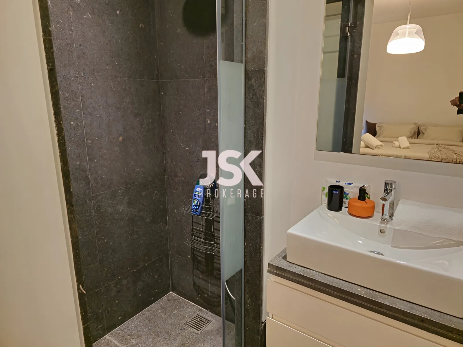 Apartment for Sale in Saifi Village