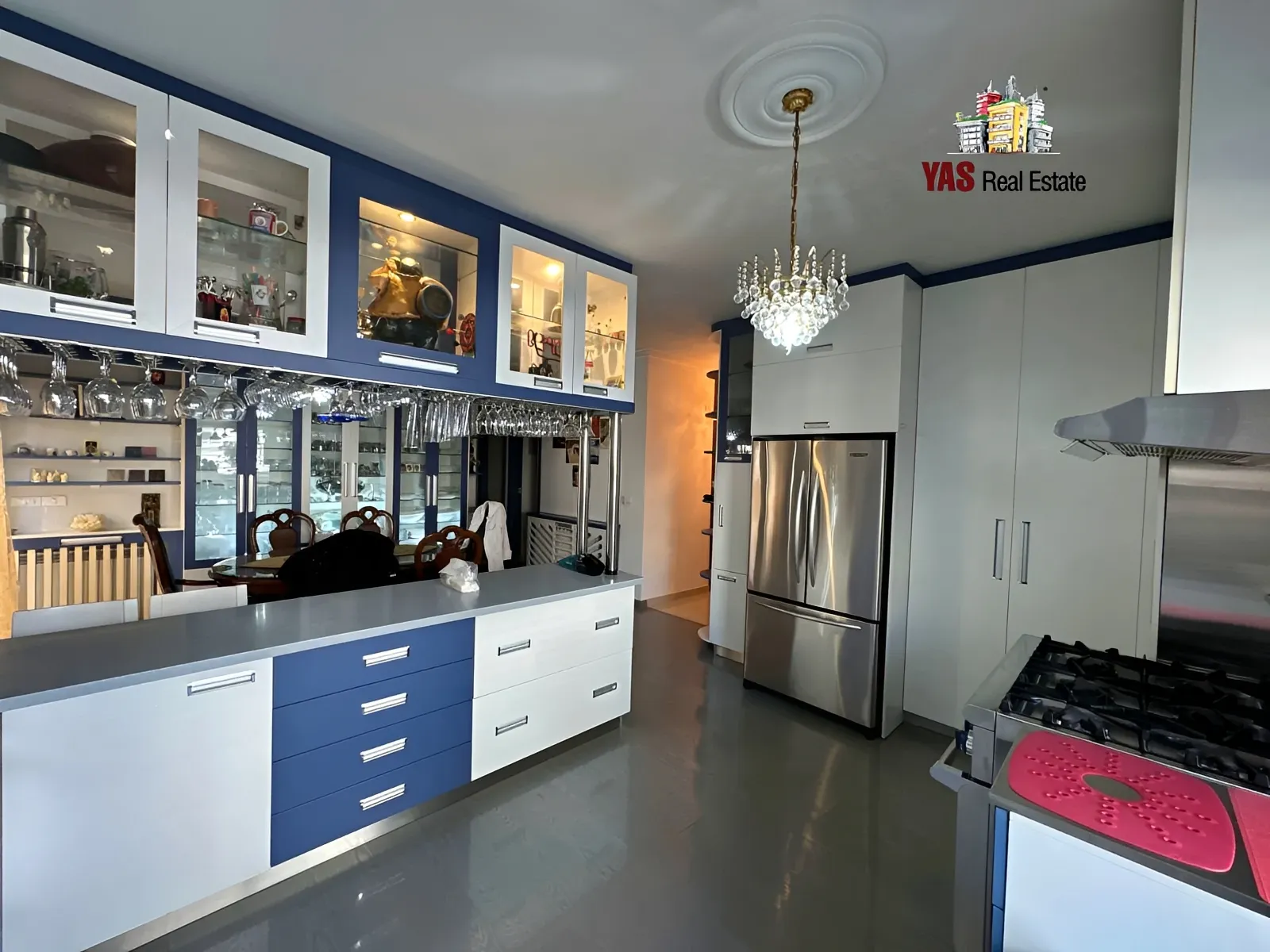 Apartment for Sale in Ballouneh