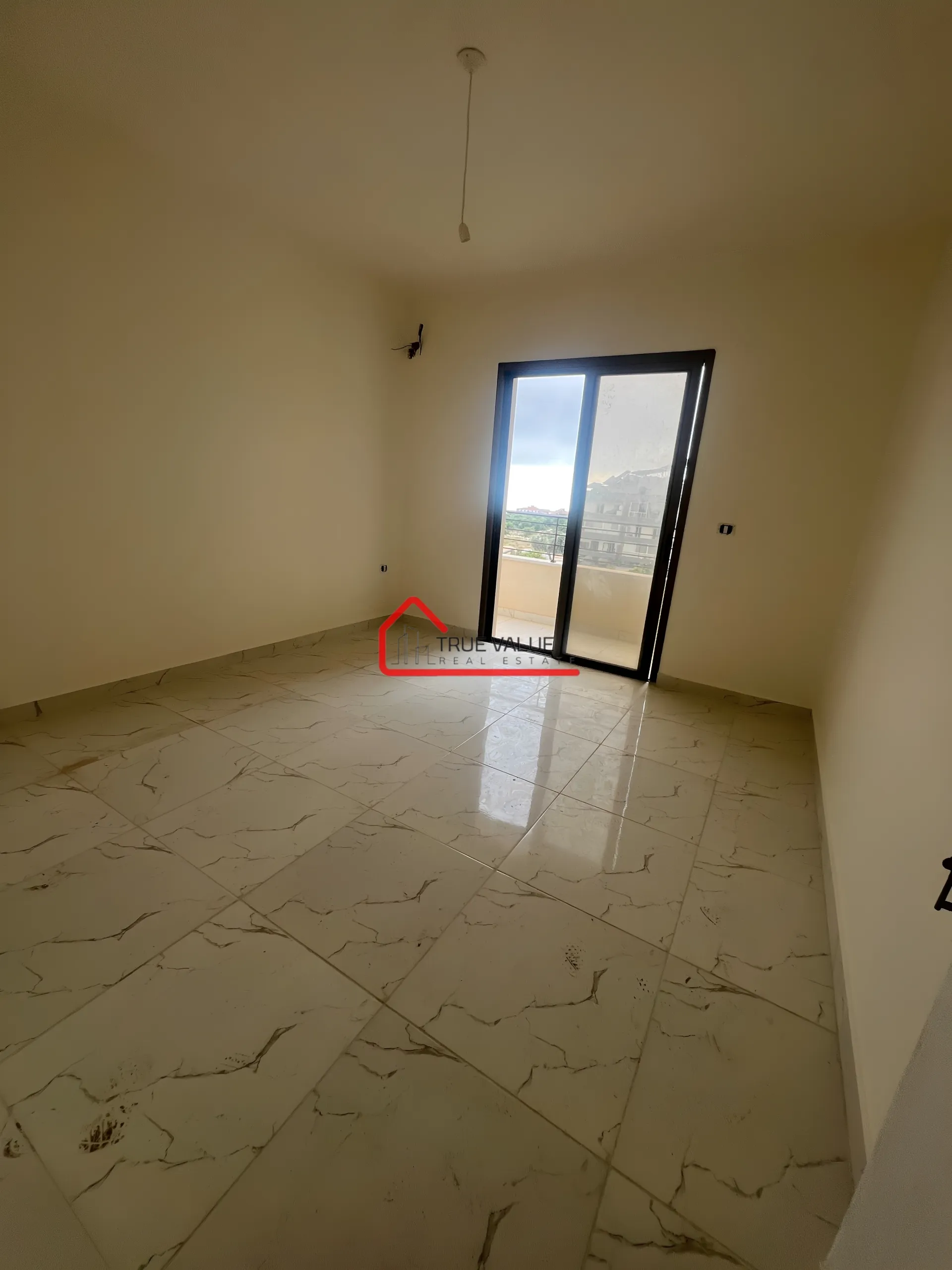 Apartment for sale in Dawhet el hoss, aley, lebanon