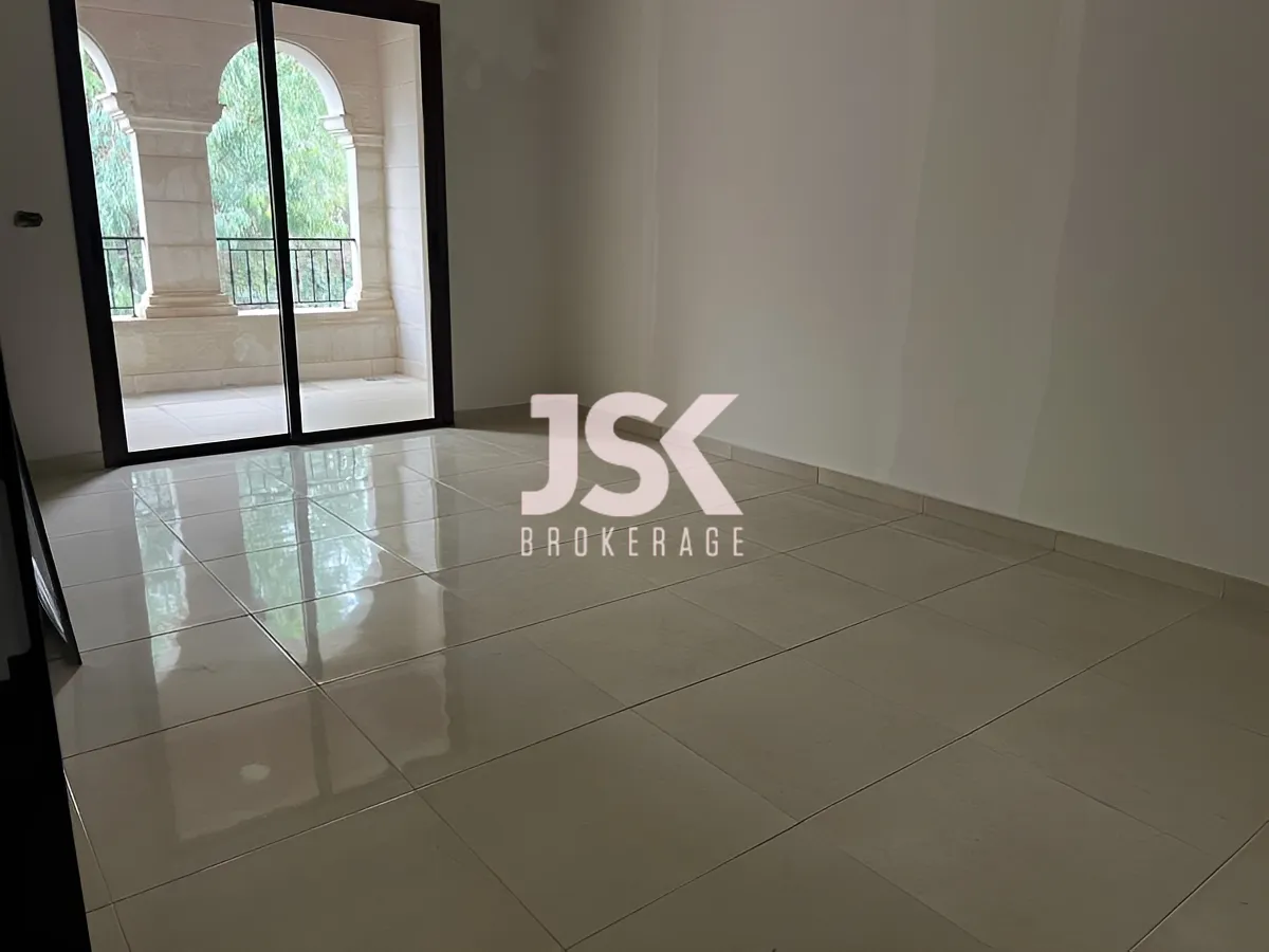 Apartment for Sale in Aley, Lebanon - 4 bed, 3 bath