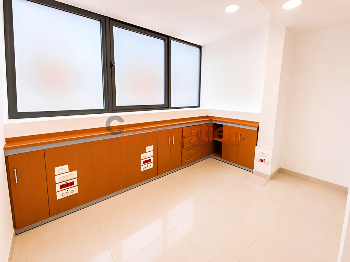 Office for Rent in Zalqa