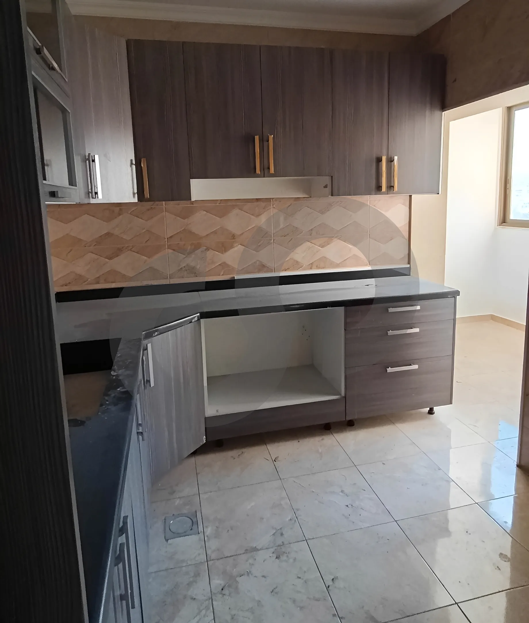 Apartment for Sale in Ras Al Naba'a - 3 bed, 3 bath
