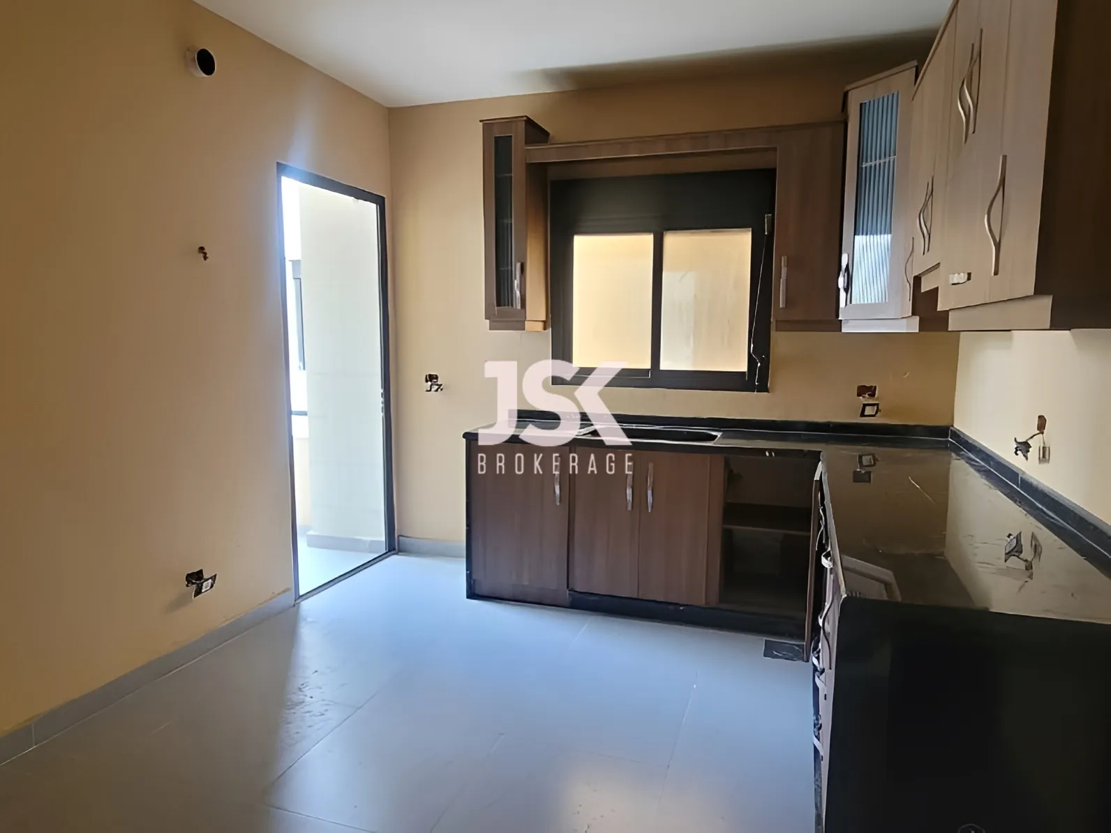 Duplex for Sale in Nahr Ibrahim