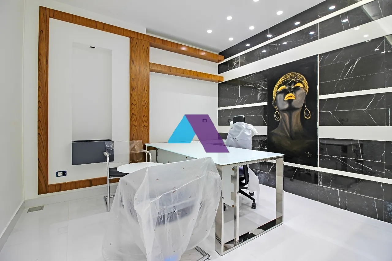 Office for Sale in Hamra