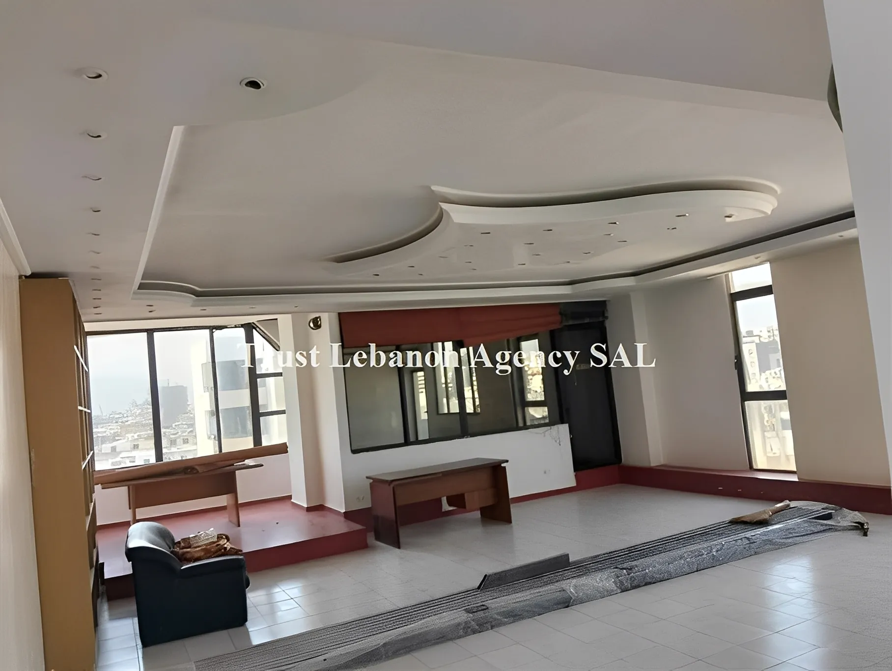 Office for rent in Baabda, Furn Al Chebak