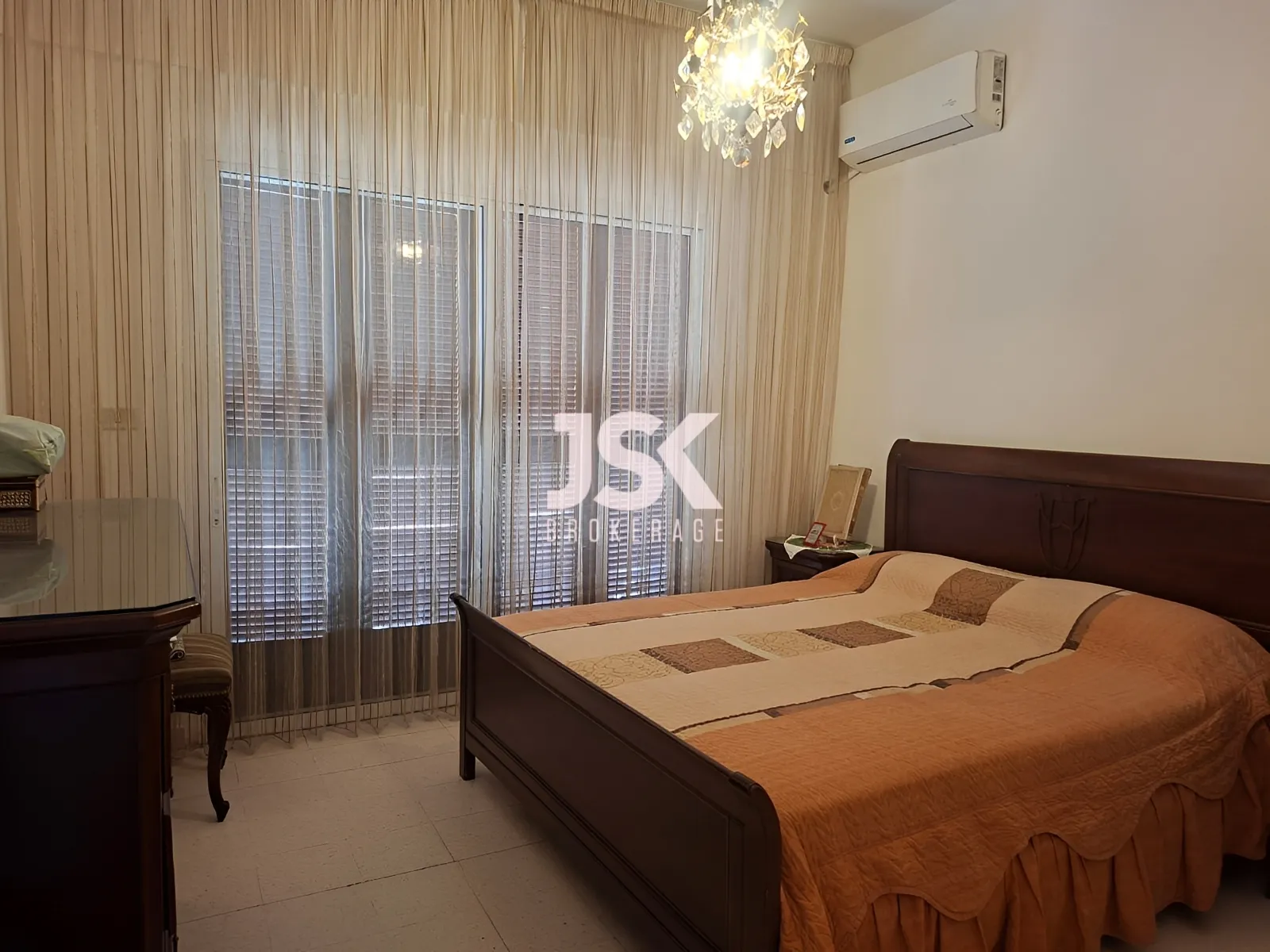 Apartment for Rent in Ras Al Naba'a