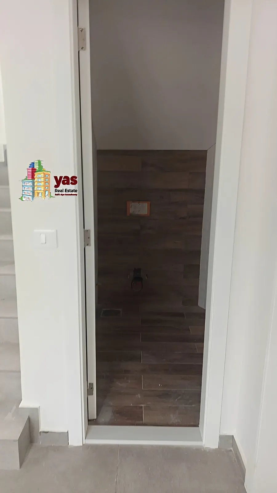 Apartment for Sale in Mazraat Yachou - 2 bed, 3 bath