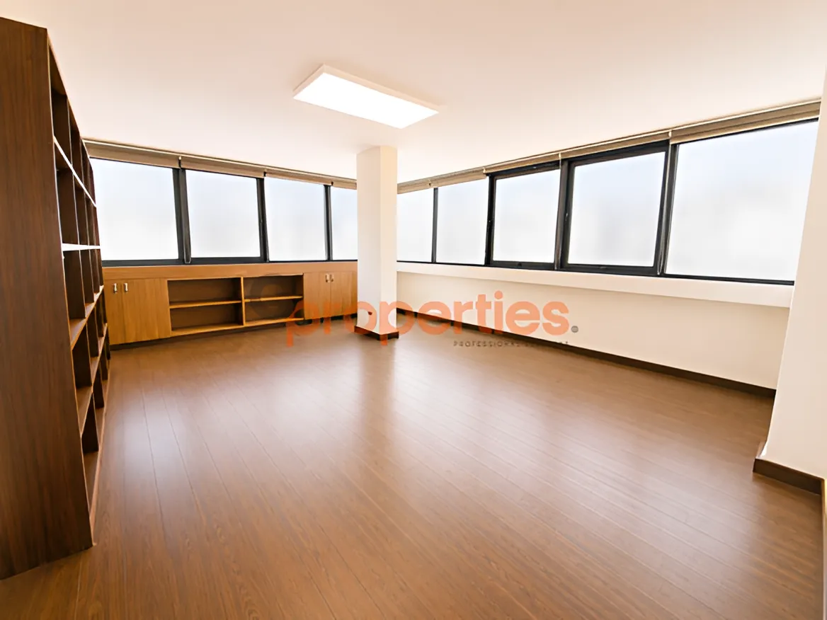 Office for Rent in Zalqa