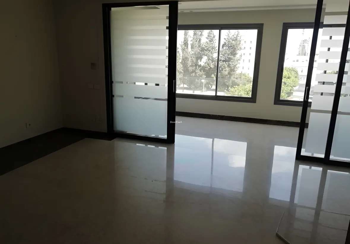 Office for rent in Achrafieh