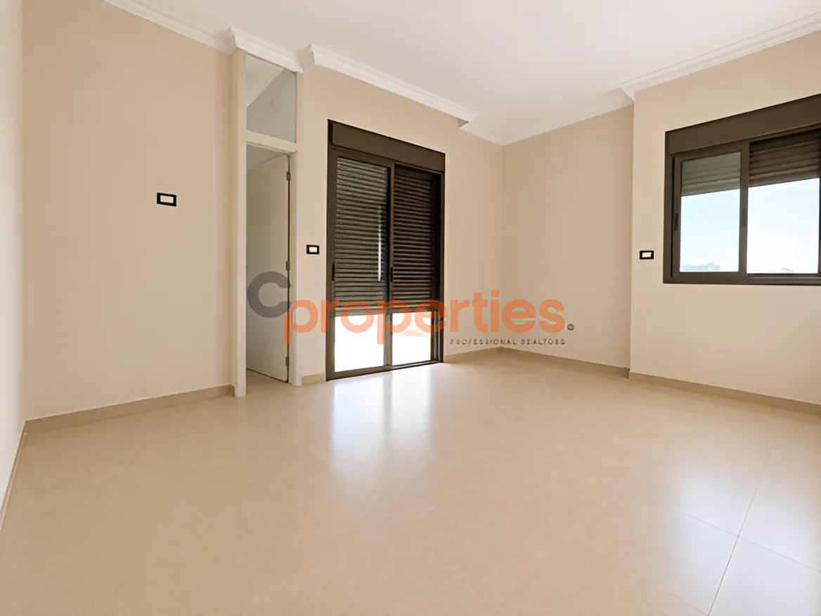 Apartment for Sale in Ajaltoun - 4 bed, 4 bath