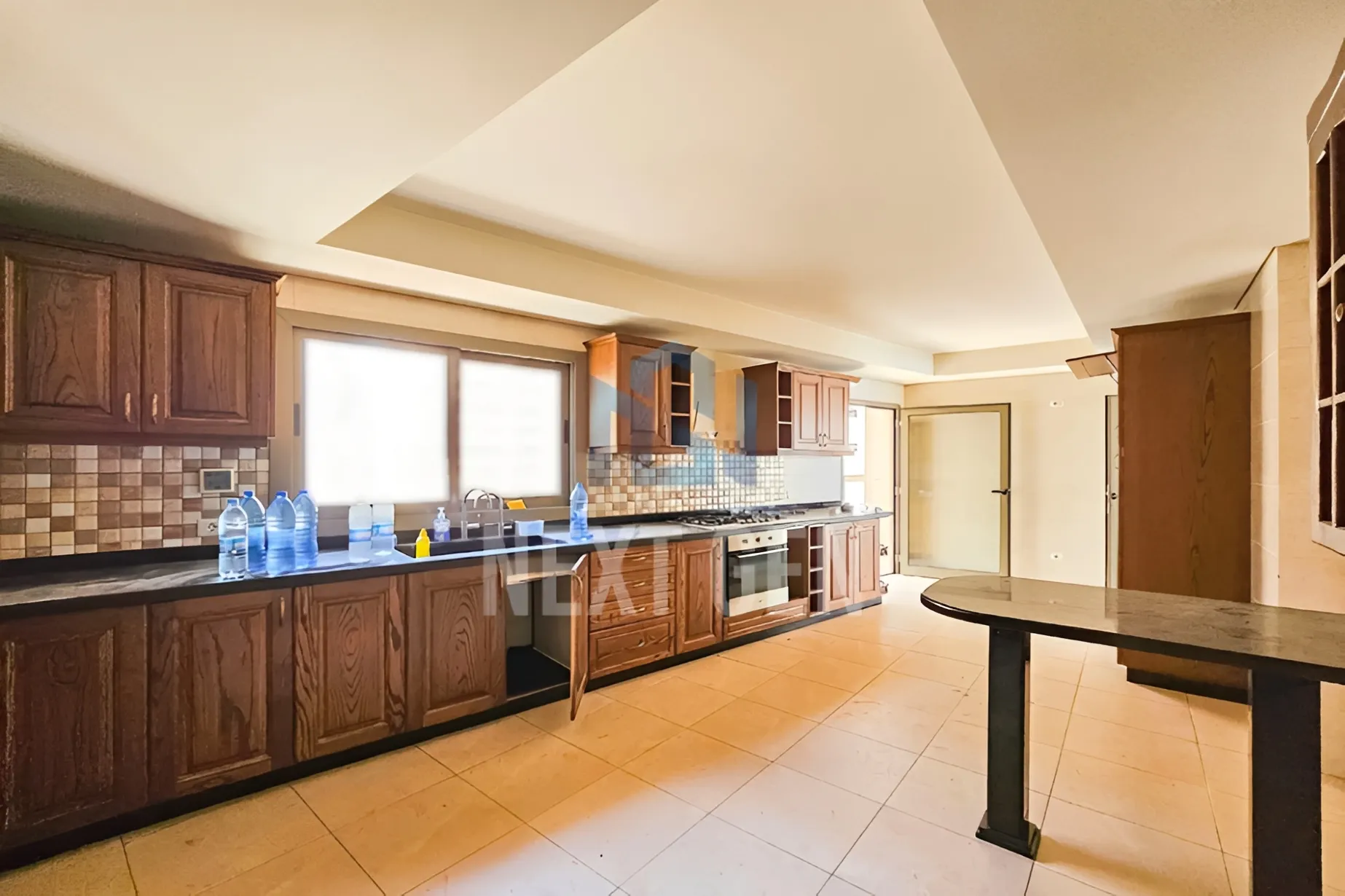 Apartment for rent in Ain Al Mraiseh, Beirut, Lebanon - 4 bed, 5 bath