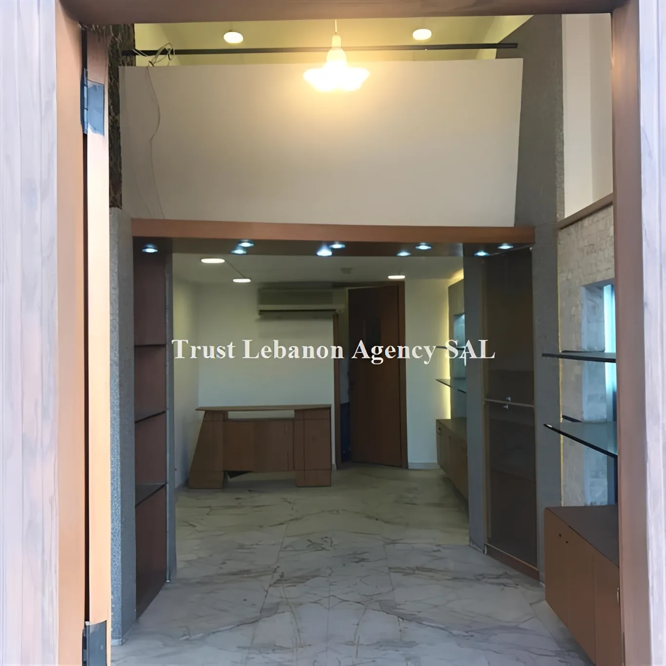 Shop For Sale in Metn, Sin El Fil