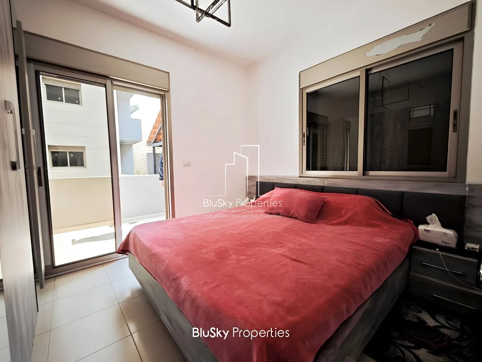 Apartment for Sale in Jouret El Ballout