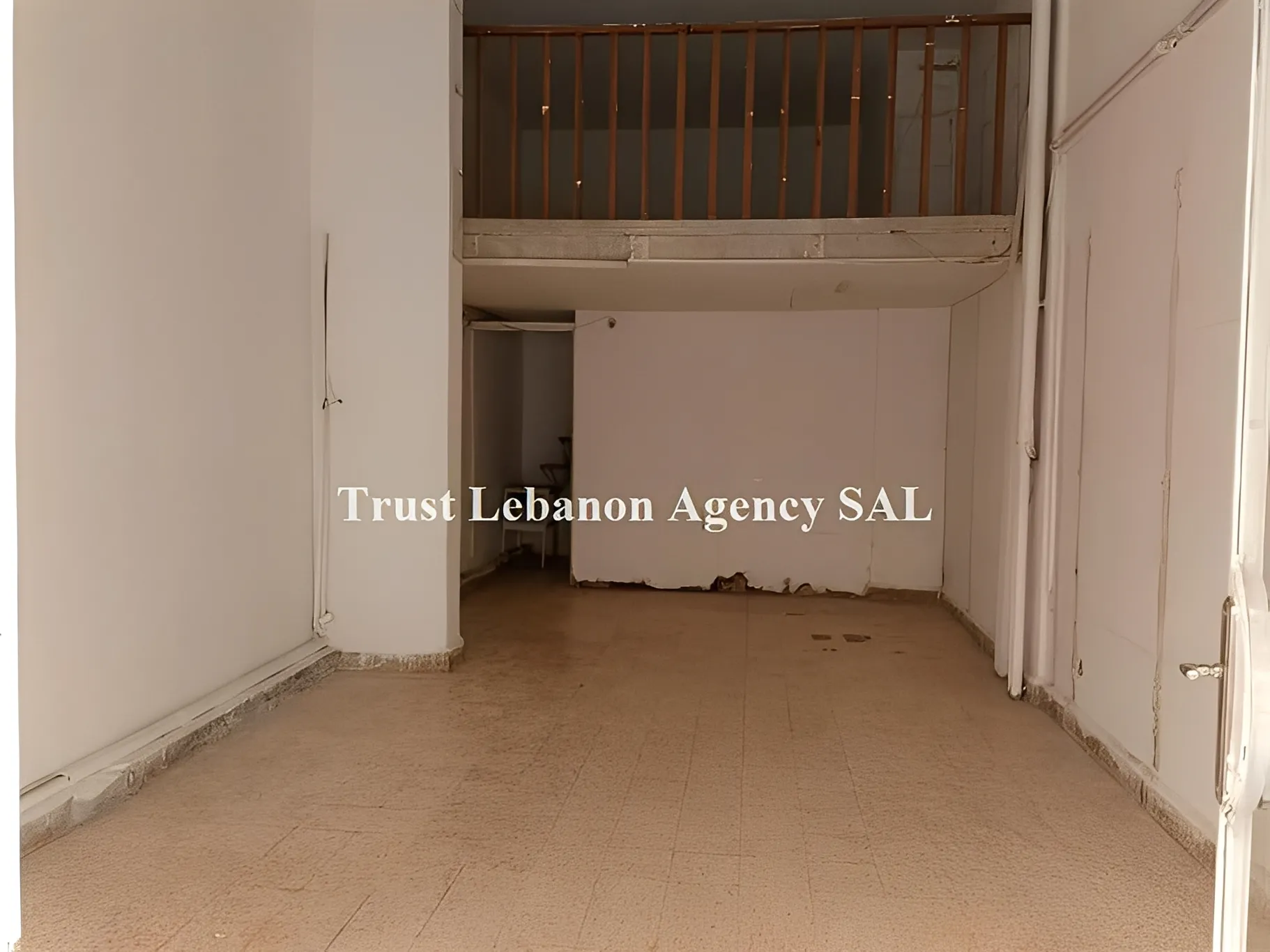 Shop for rent in Achrafieh