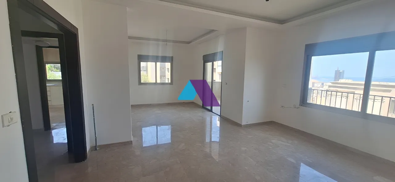 Apartment for Sale in Zalqa - 3 bed, 3 bath