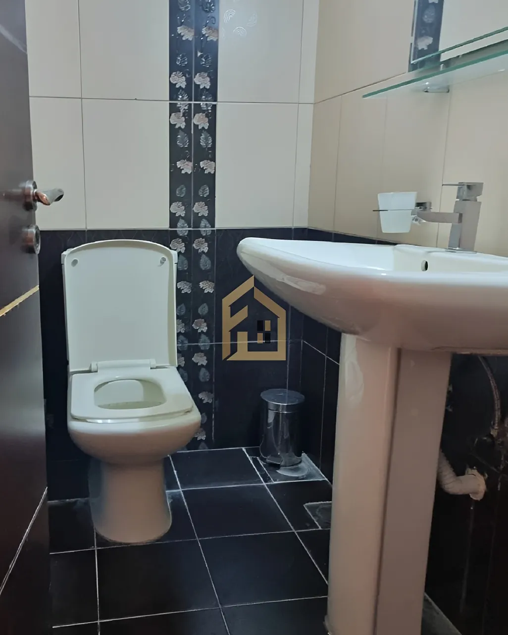 Apartment for rent in Zouk Mikael, Lebanon - 3 bed, 4 bath