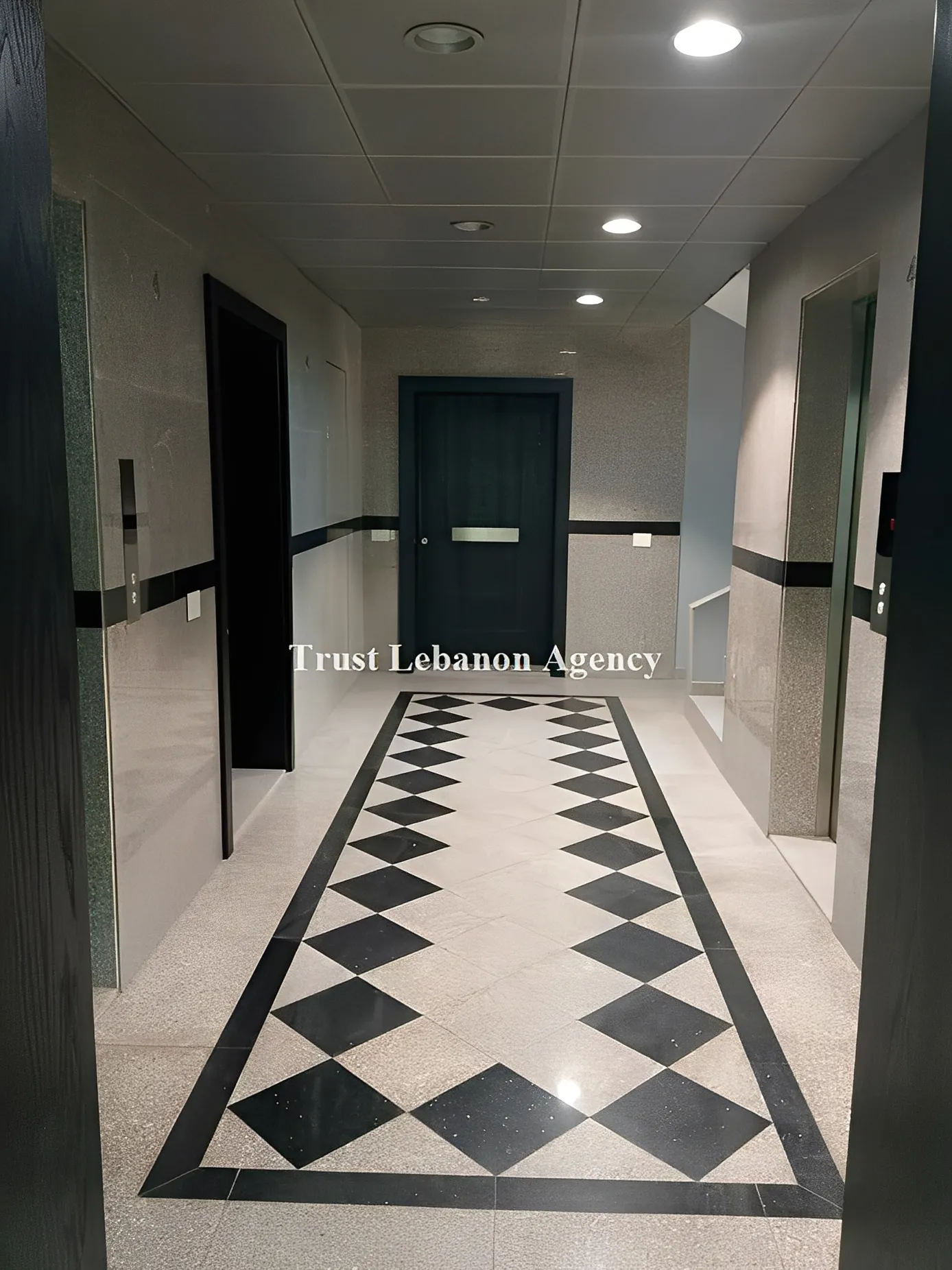 Office for rent in Metn, Sid El Bauchrieh