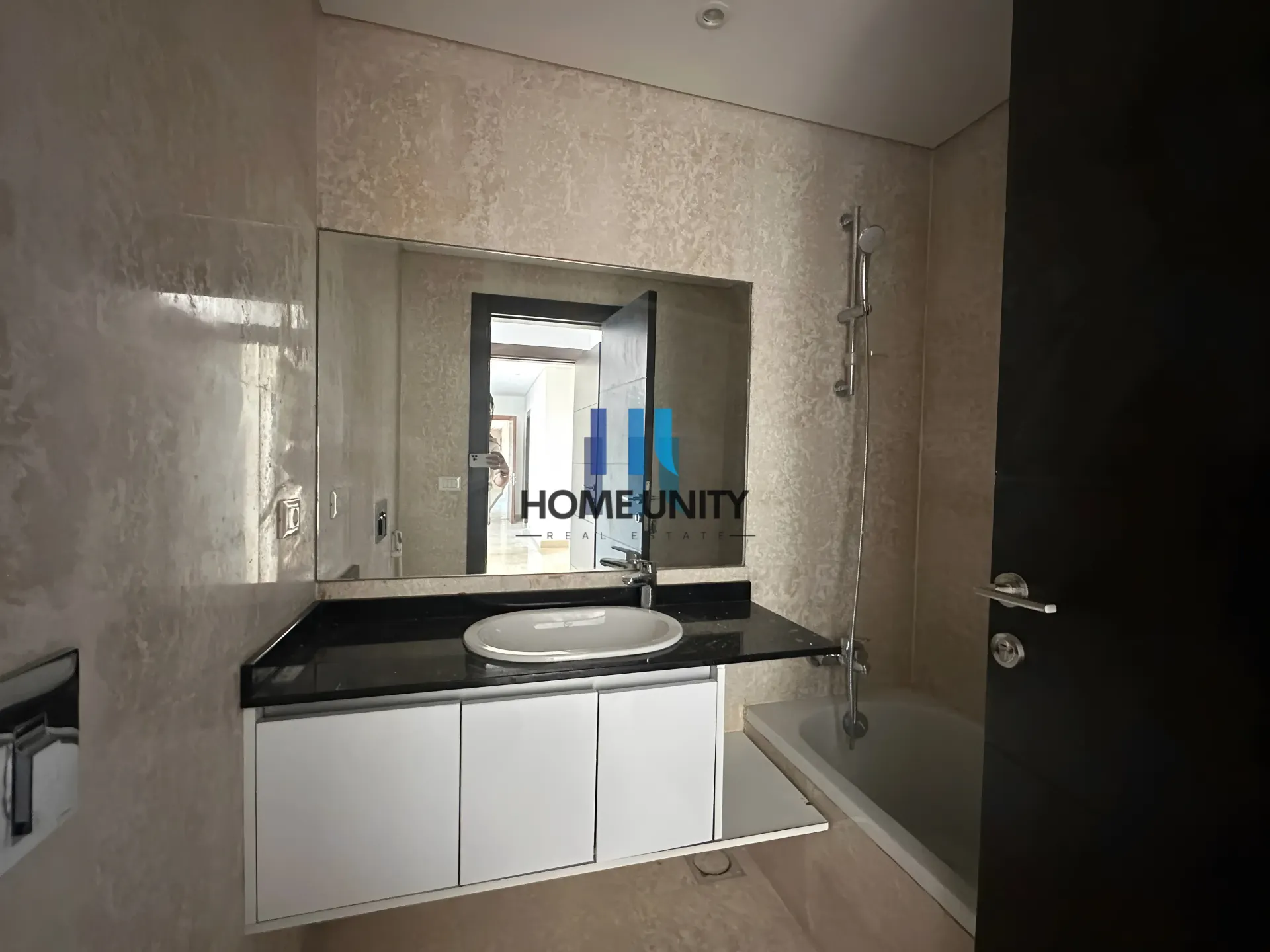 Apartment for Rent in Hamra