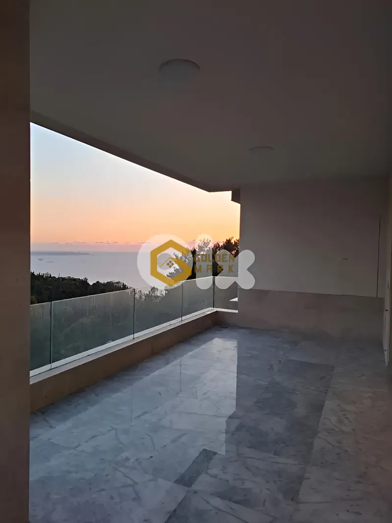 Apartment for Sale in Adma w Dafnah - 3 bed, 4 bath