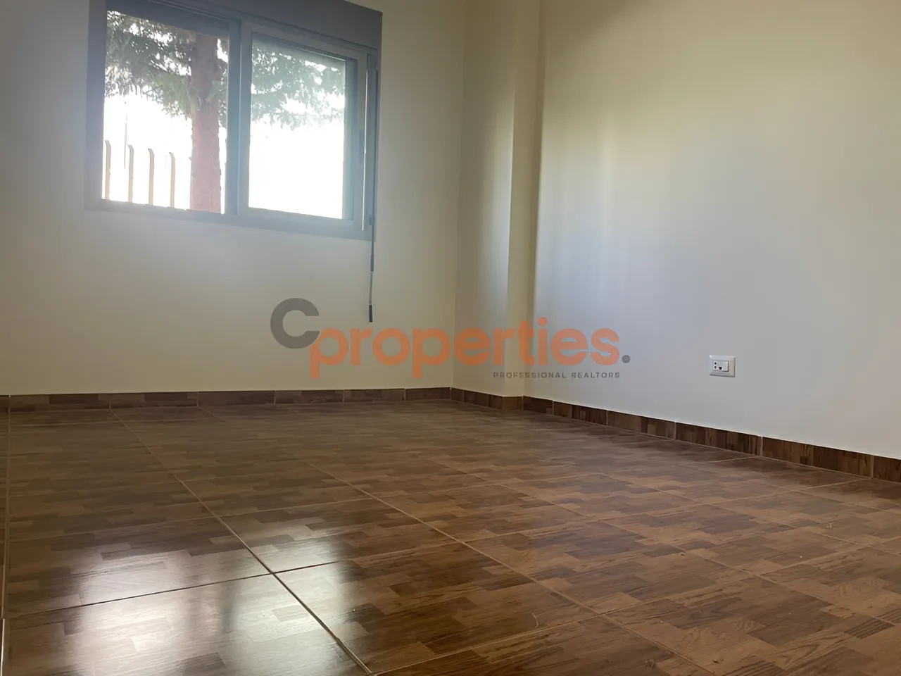 Apartment for Sale in Ballouneh