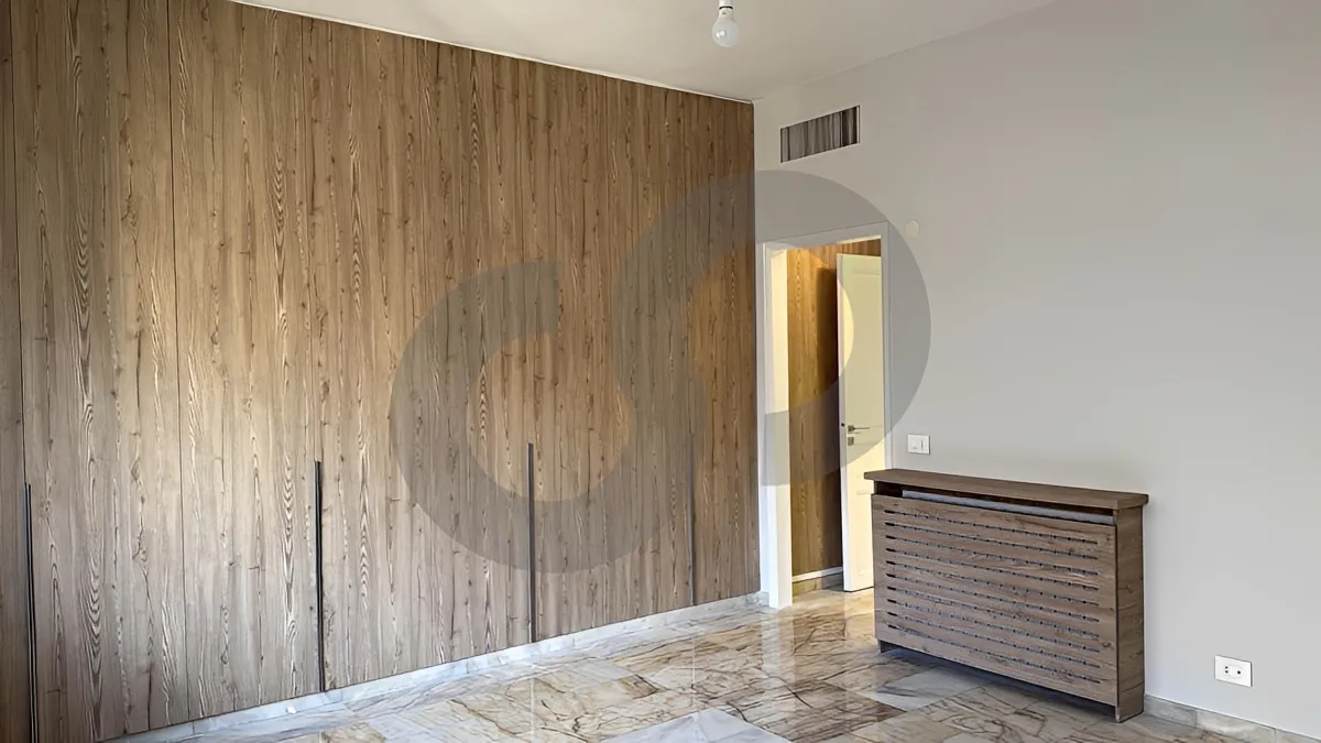 Apartment for Rent in Ain Al Mraiseh, Beirut, Lebanon