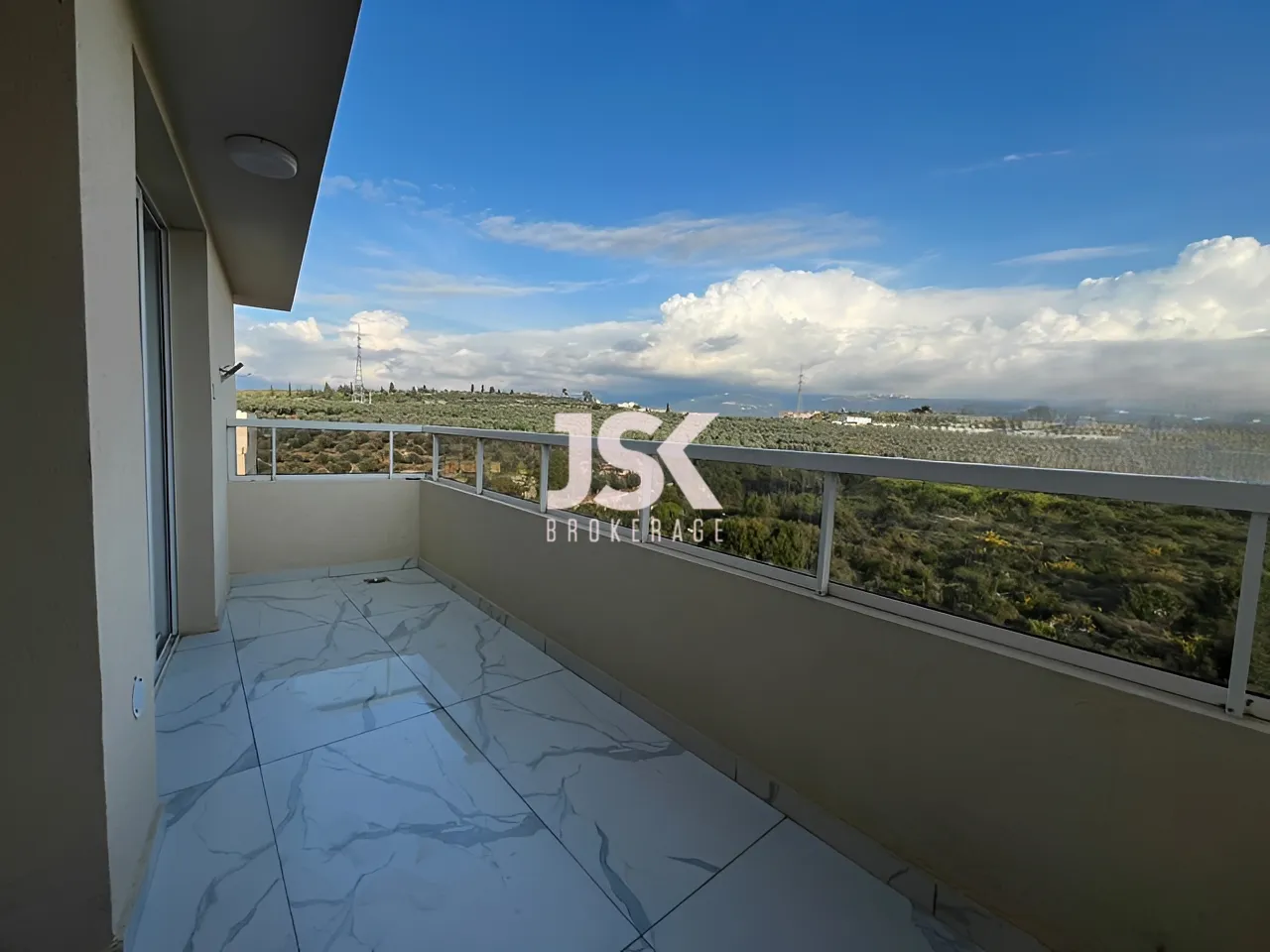 Apartment for Sale in Koura - 3 bed, 3 bath