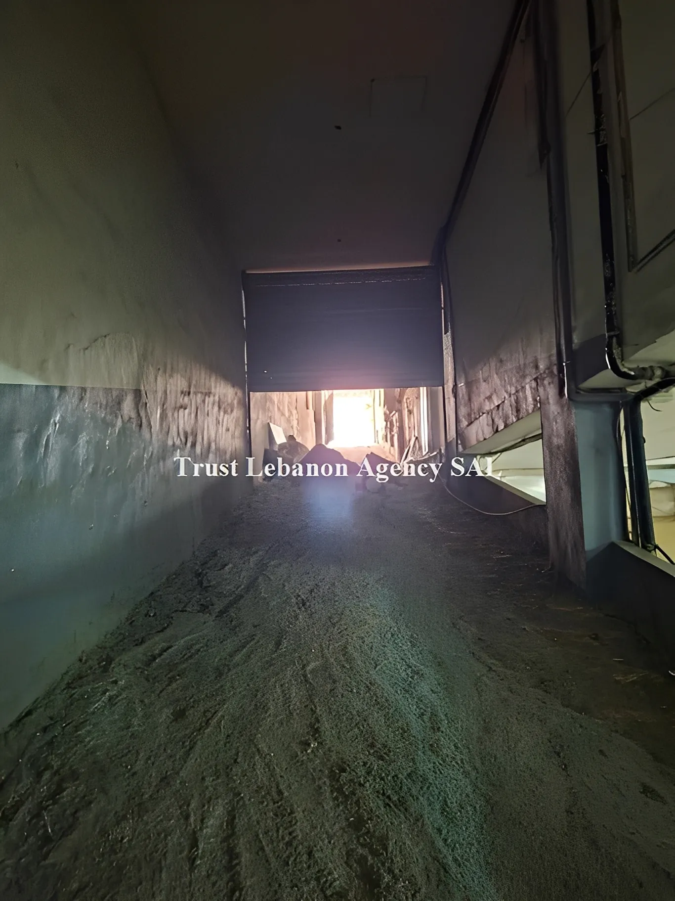 Commercial Property For Rent in Beirut, Dahieh