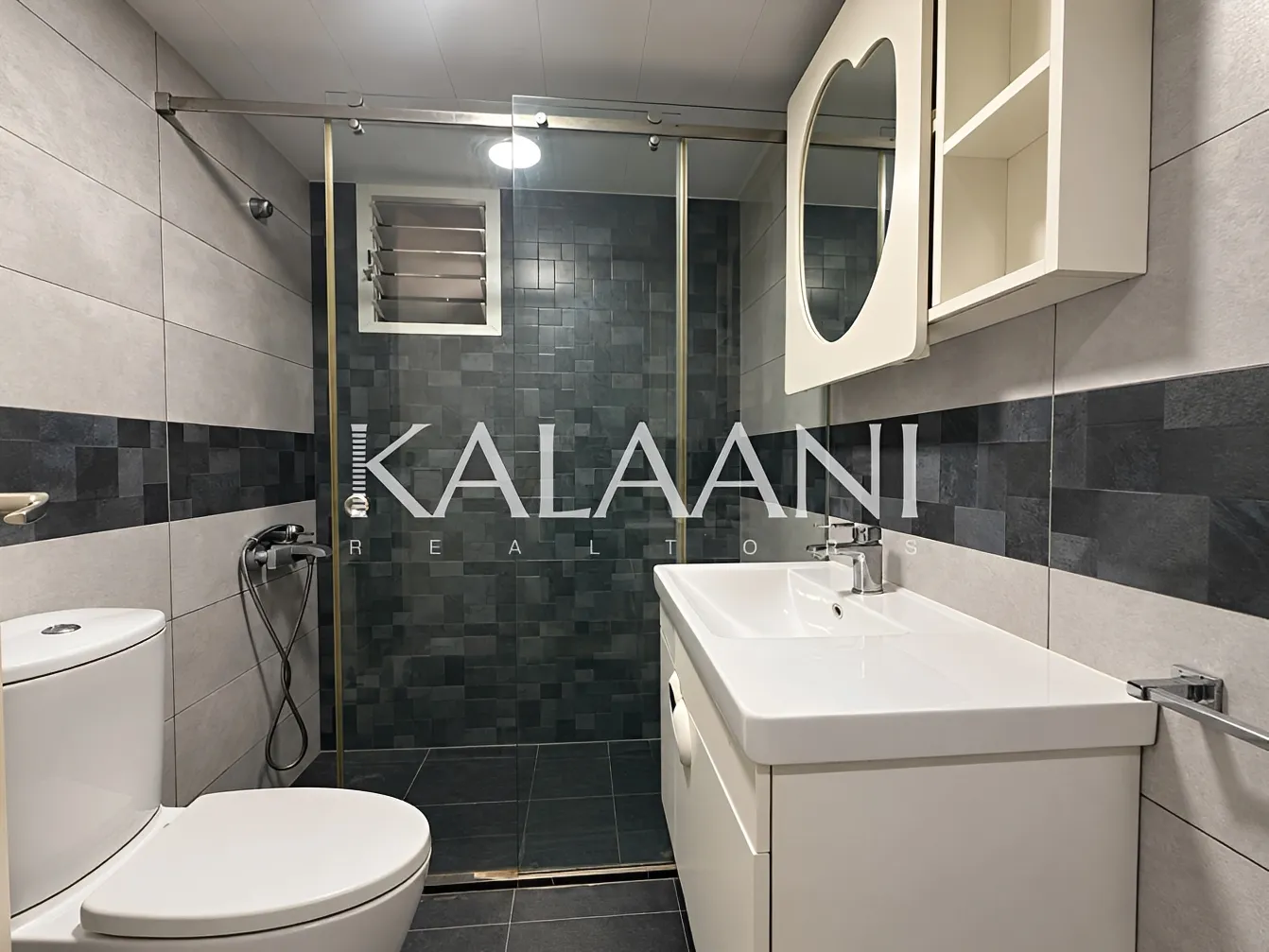 Apartment for sale in Zalqa