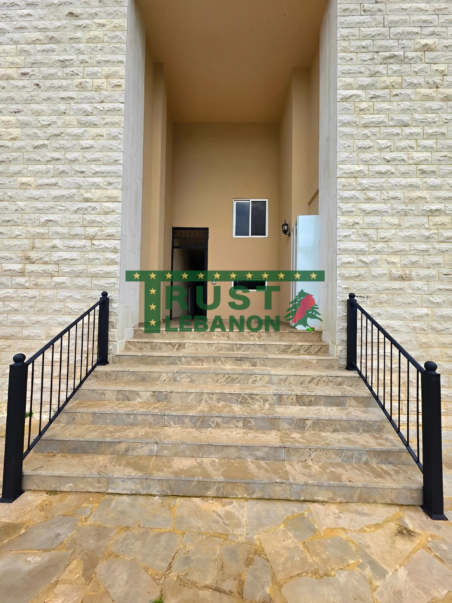Apartment for Sale in Aabrine, Lebanon