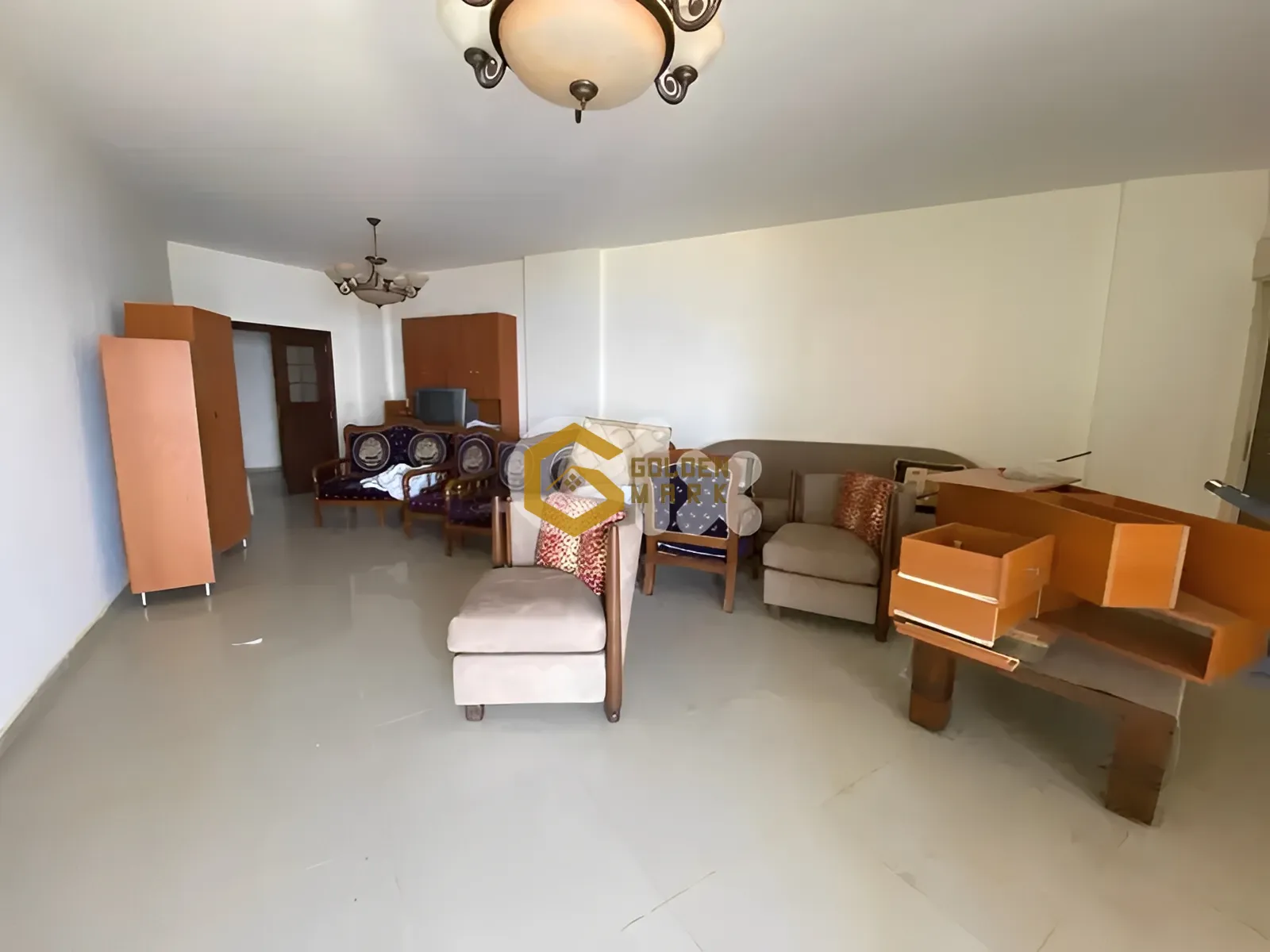 Apartment for Sale in Halat