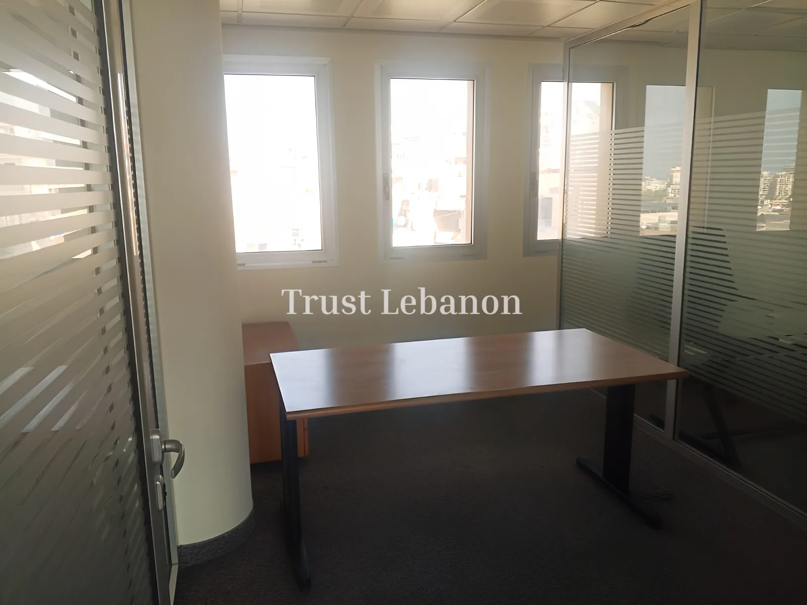 Office for rent in Hazmieh
