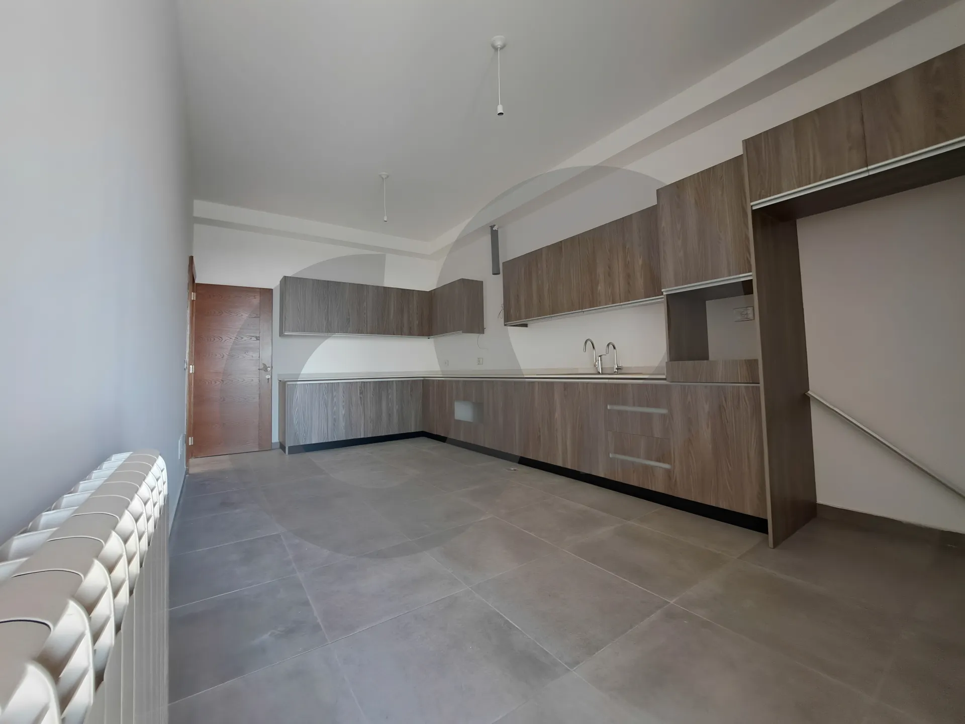 Apartment for Sale in Hazmieh - 2 bed, 4 bath