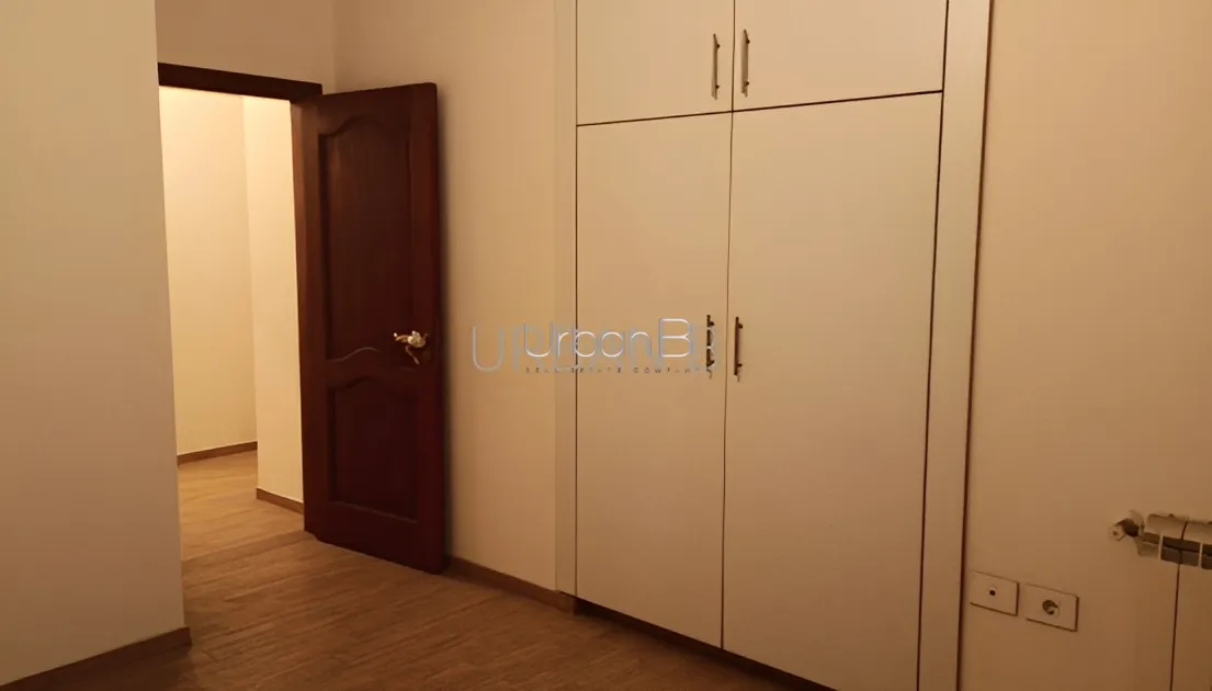 Apartment for Sale in Hotel Dieu St, Bayrut, Lebanon