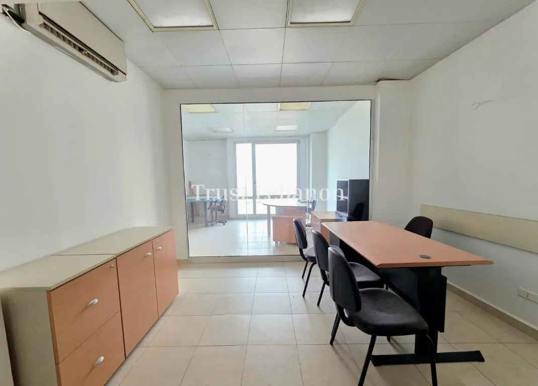 Office for rent in Mkalles, Lebanon