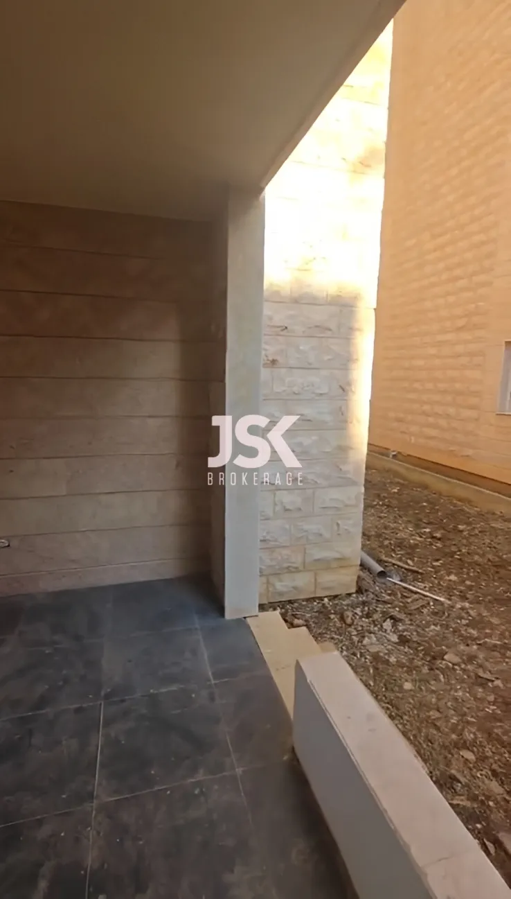 Apartment for Sale in Aamchit