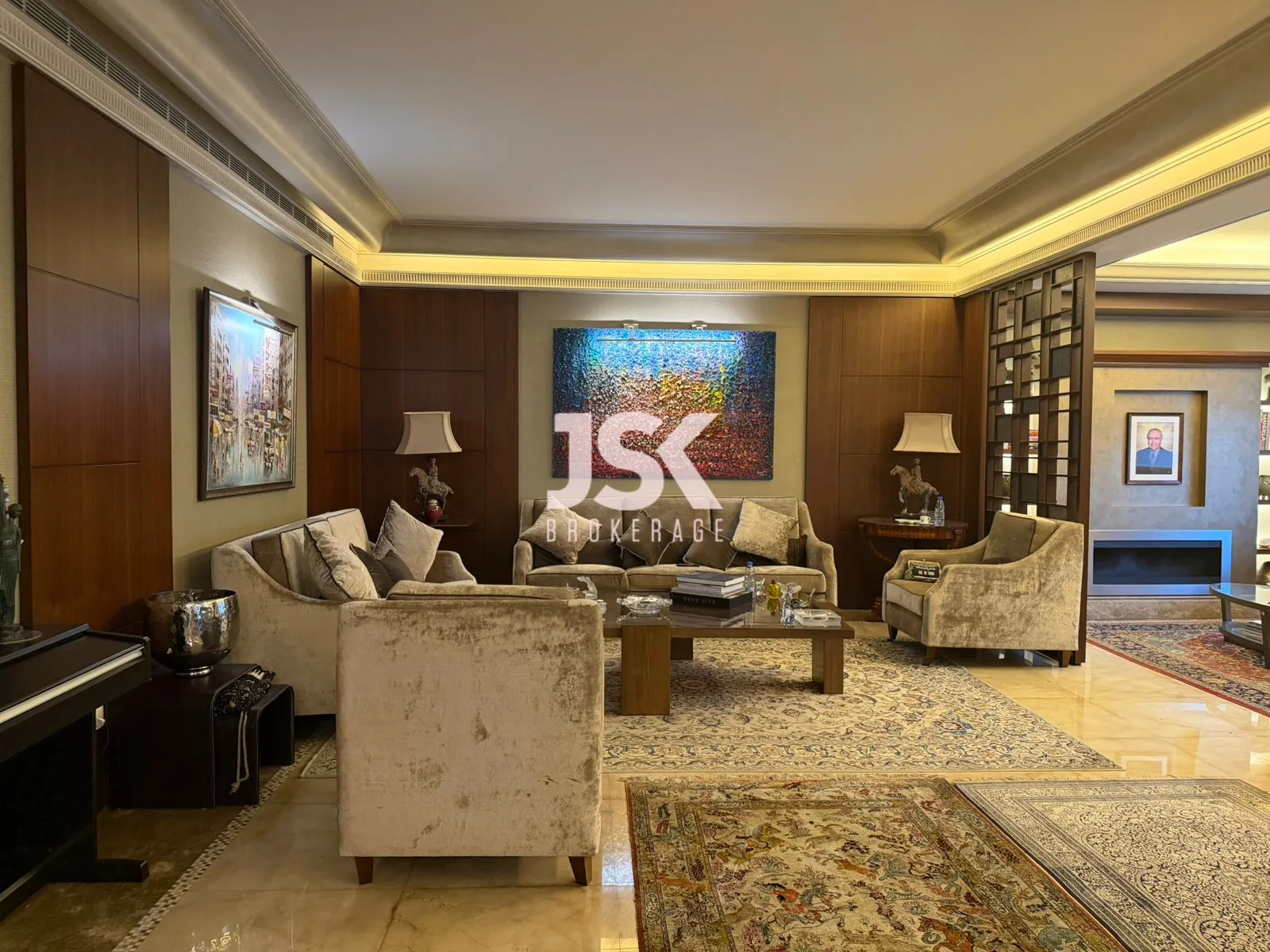 Apartment for Sale in Ain Al Tineh