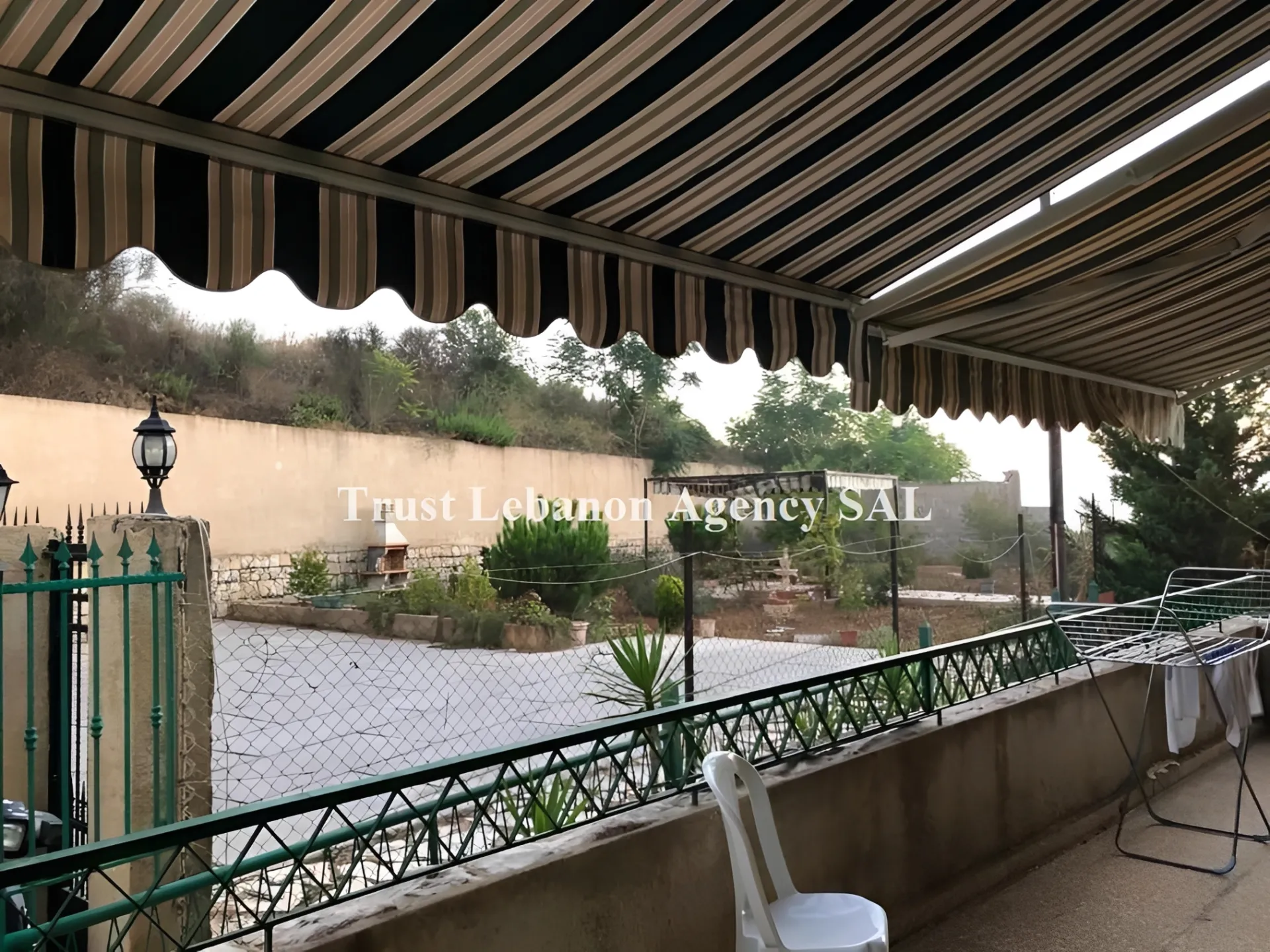 Apartment for Rent in Alay Lebanon - 2 bed, 3 bath