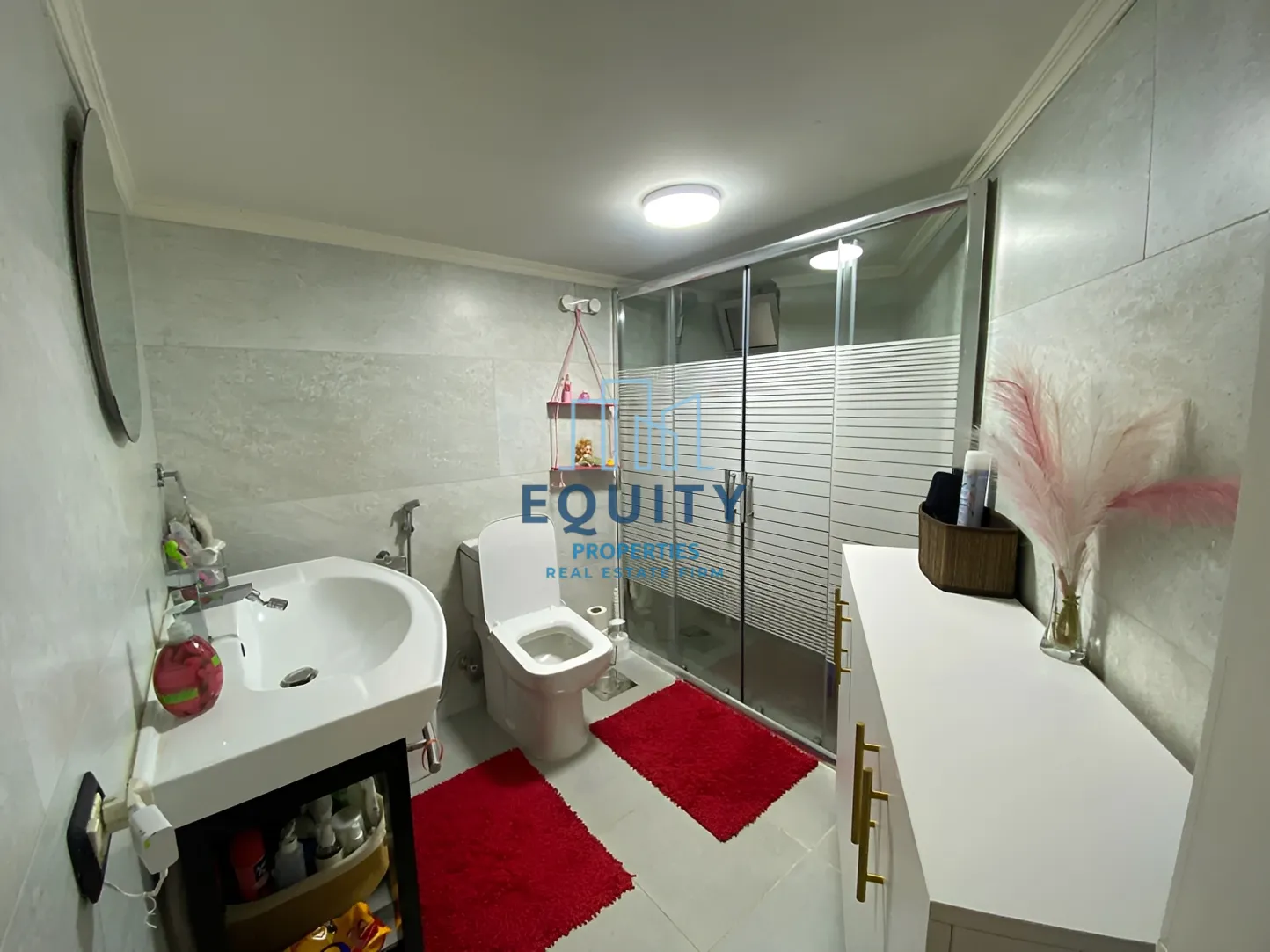 Apartment for sale in Mansourieh, Lebanon - 3 bed, 2 bath