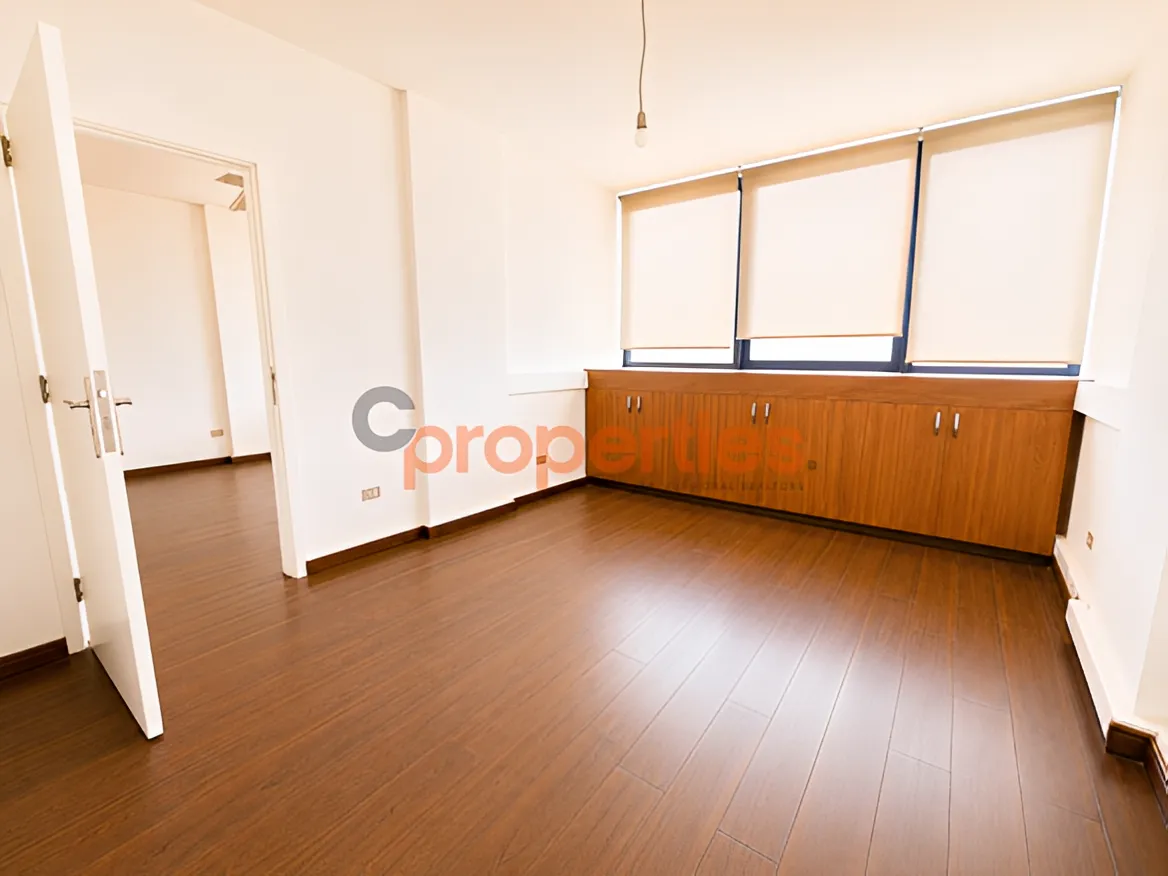 Office for Rent in Zalqa