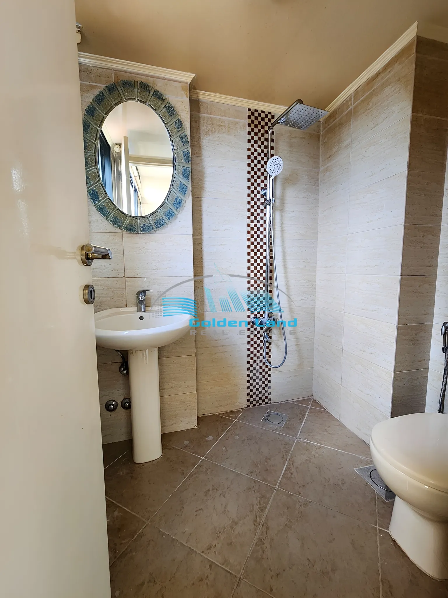 Apartment for Rent in Baabdat