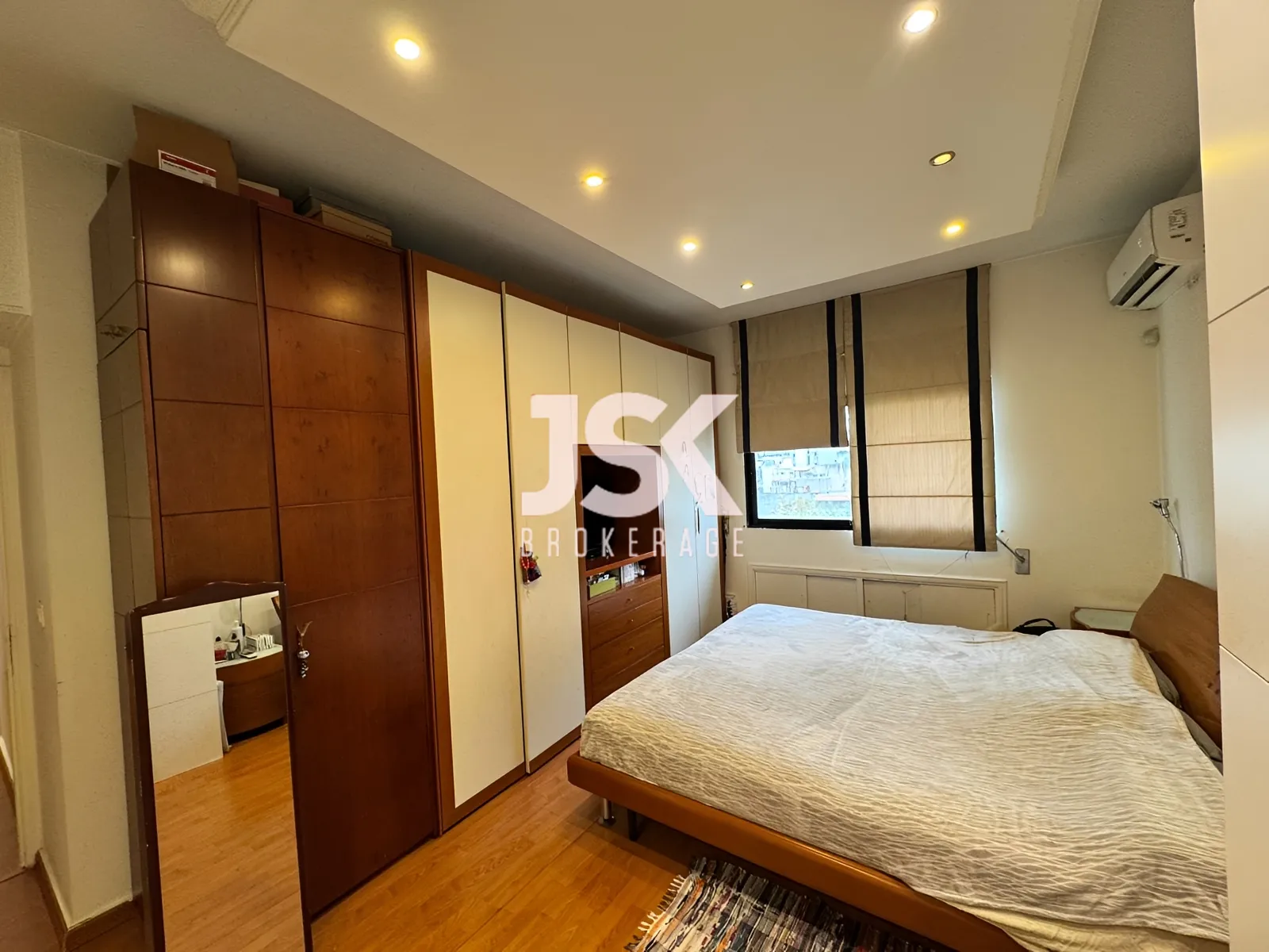 Apartment for Sale in Ras Beirut