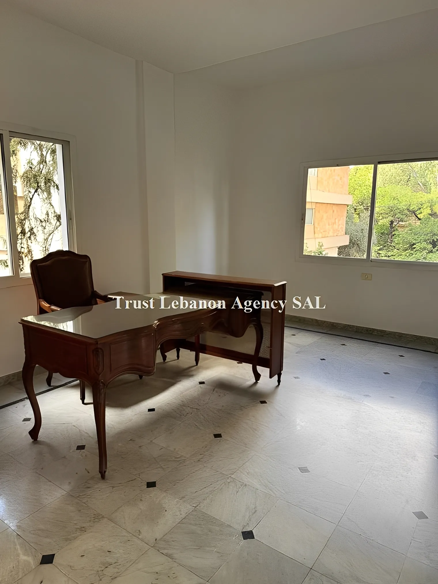 Office For Rent in Metn, Sin El Fil
