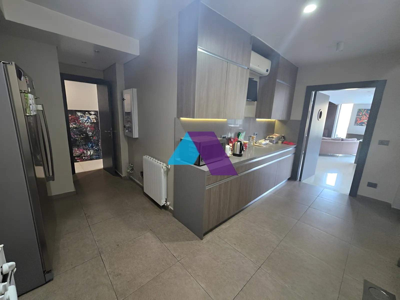 Apartment for rent in Mar Takla - 4 bed, 1 bath