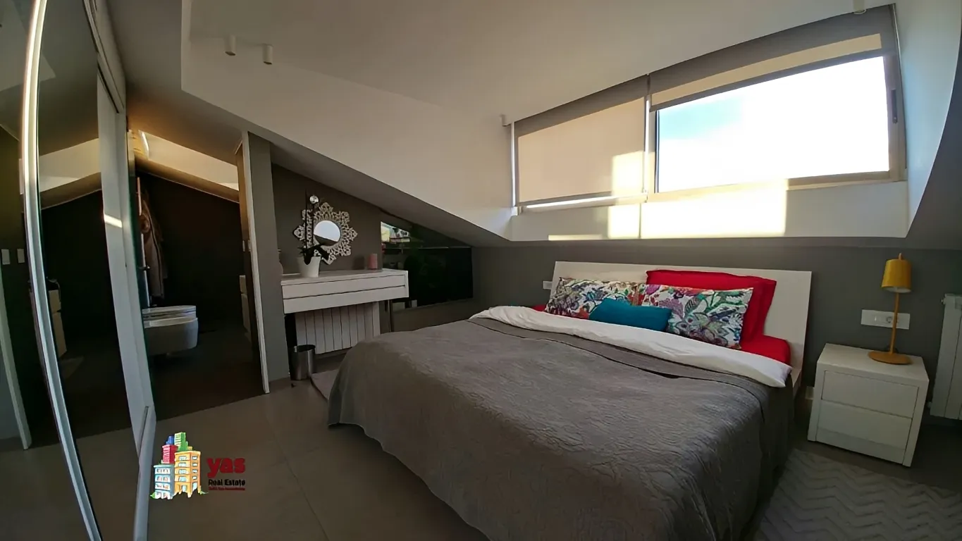 Apartment for Sale in Jeita - 4 bed, 5 bath