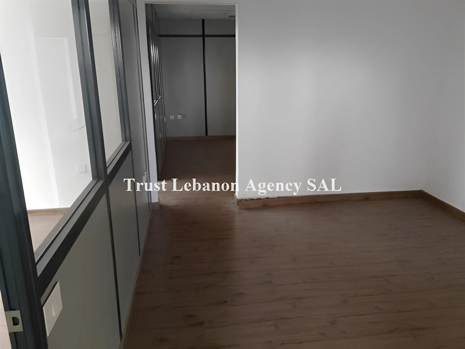Office for rent in Beirut, Hamra