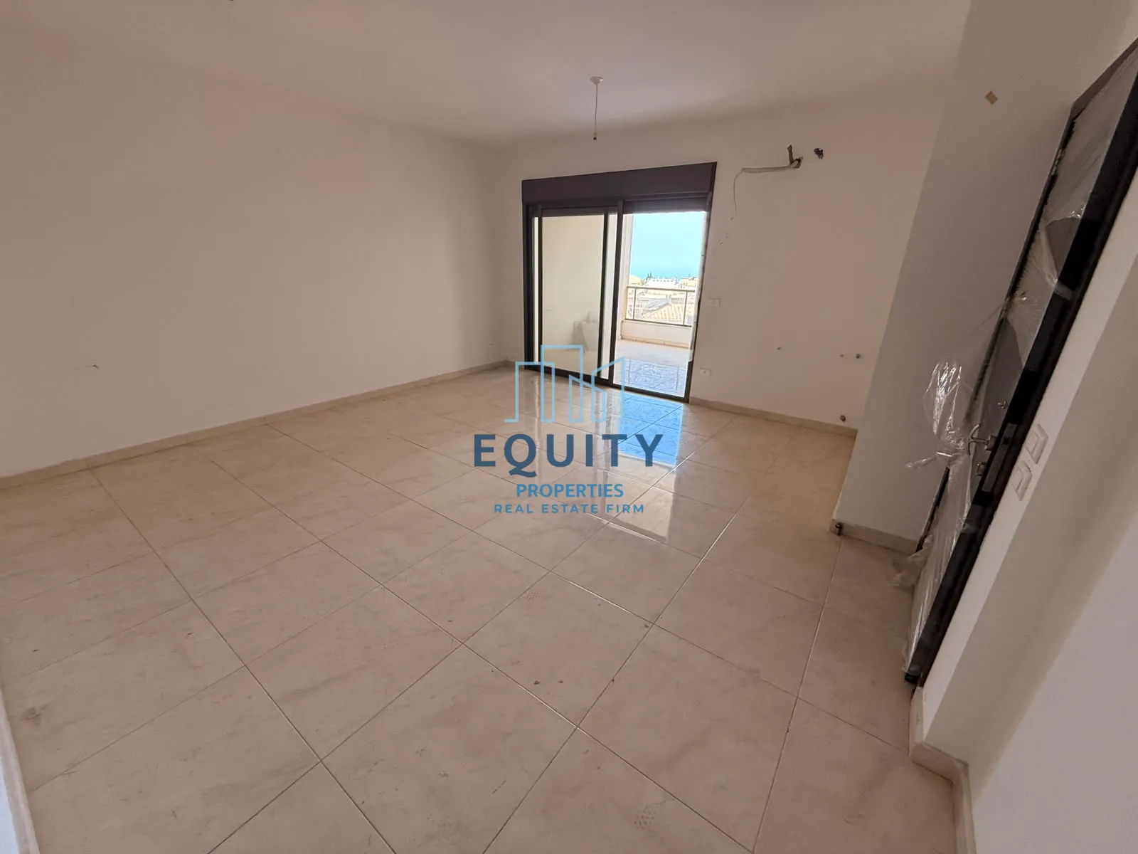 Apartment for sale in Qornet El Hamra