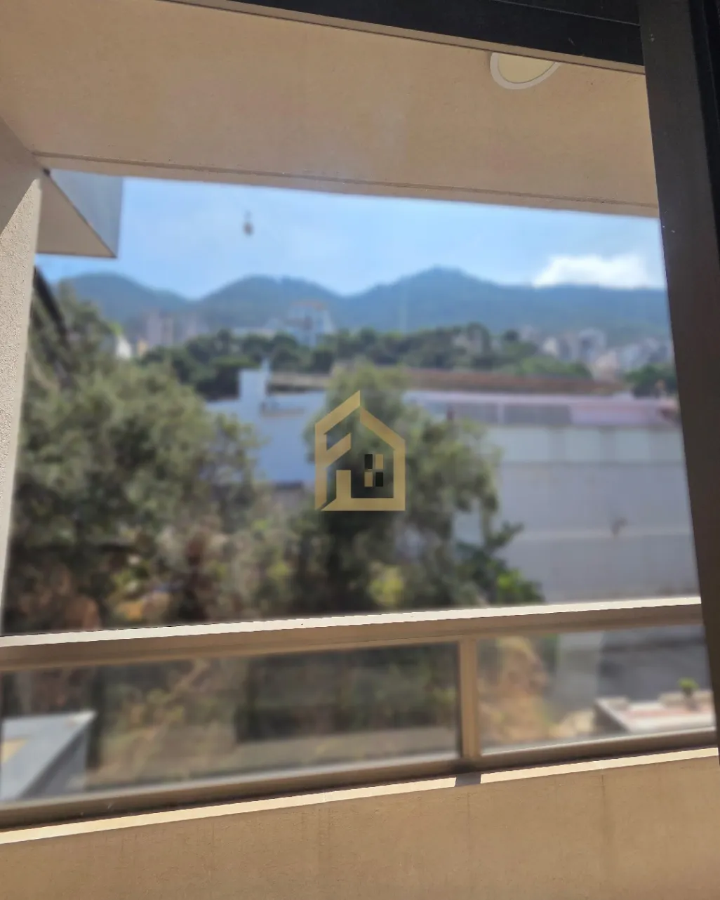 Apartment for sale in Haret Sakher, Lebanon